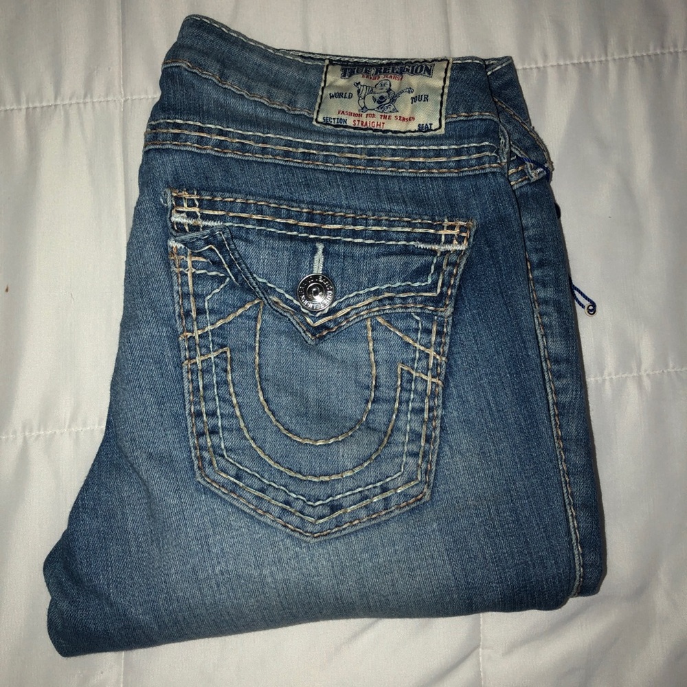 TRUE RELIGION STRAIGHT JEANS